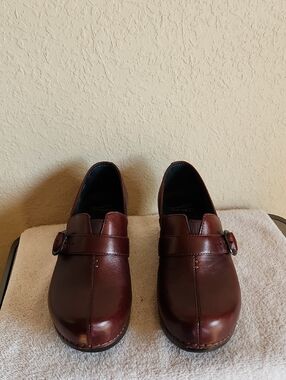 Dansko Dark Burgundy Leather Clog Mules with Side Buckle